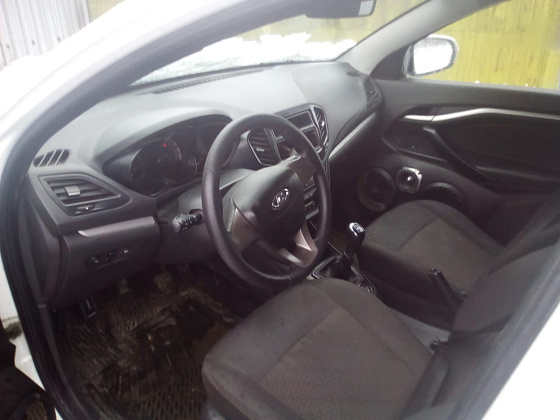 LADA VESTA (GFL330)