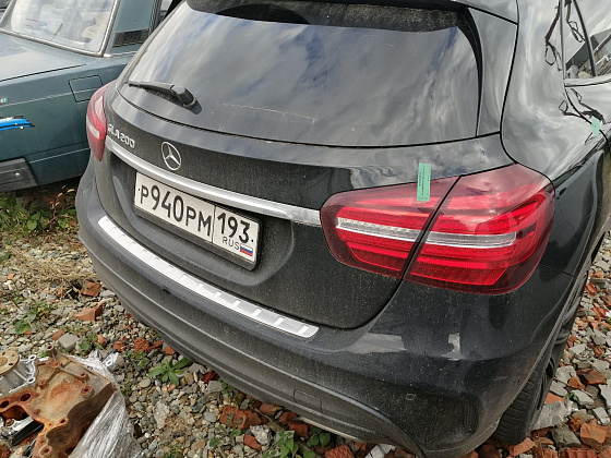 Mercedes-Benz GLA 200